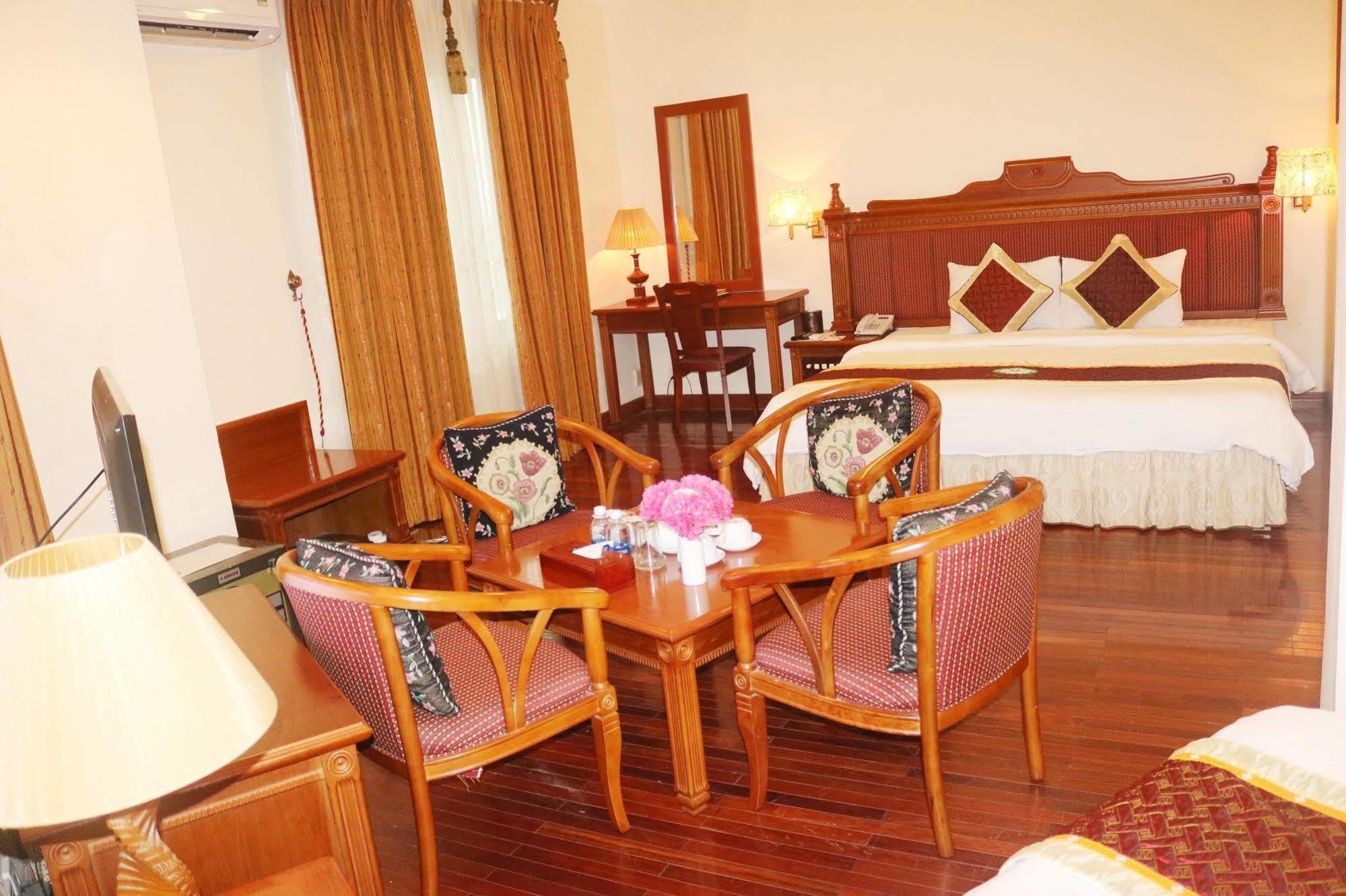 Central Hotel Quang Ngai Exterior photo
