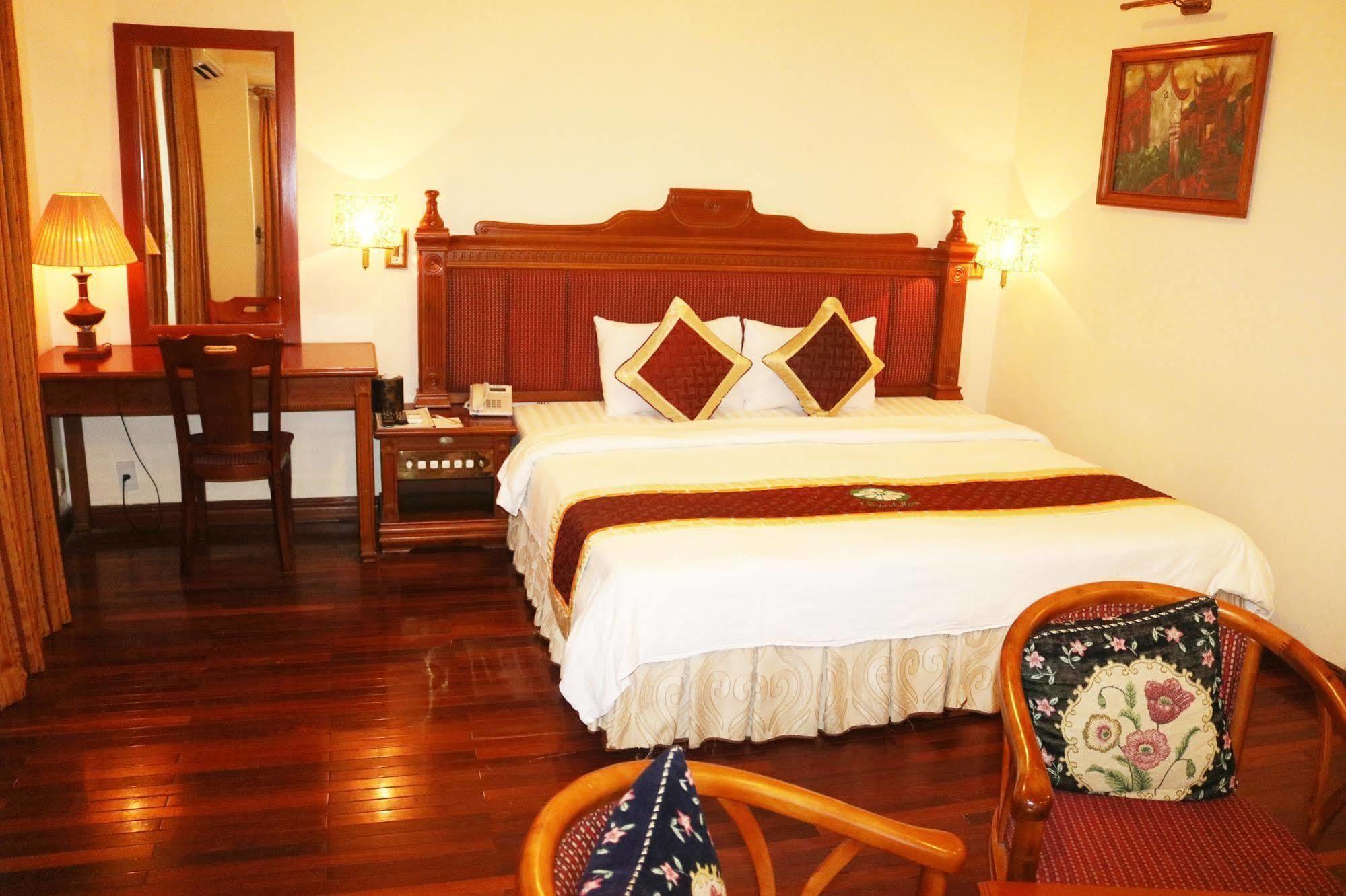 Central Hotel Quang Ngai Exterior photo