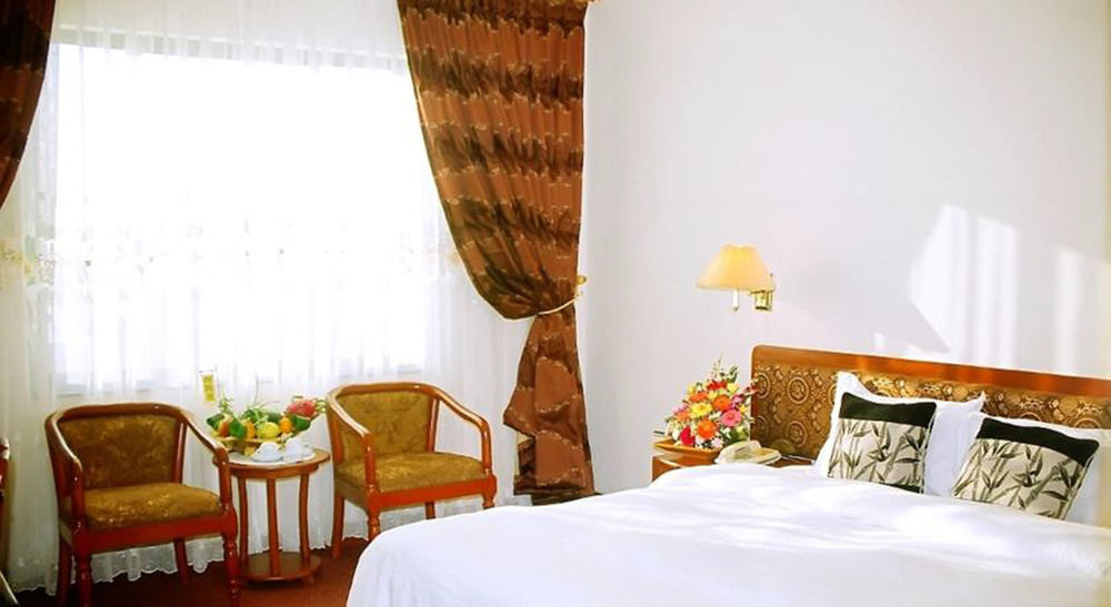 Central Hotel Quang Ngai Exterior photo